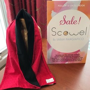 SCOWEL: Towel/scarf fitness accessory. Sweat&Mode